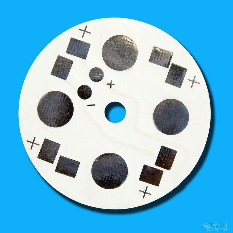 Dimensão do buraco de 0,2 mm ENIG PCBs metálicos personalizados para aplicações de controle de automação