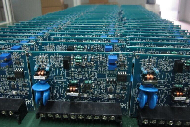Pcb Assy Soluções de montagem de PCB para dados e comunicações