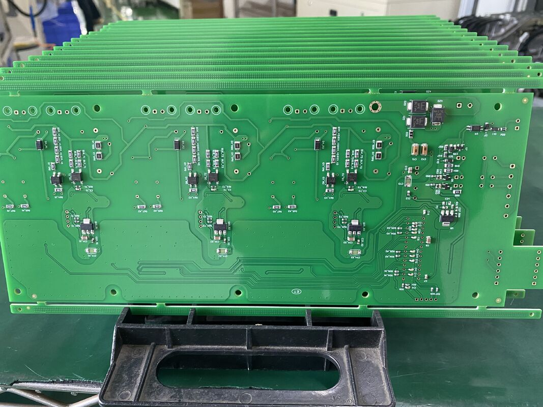 Equipamento de Proteção contra Surtos com Acabamento de Superfície Sem Chumbo HASL com Controle de Impedância, Garantindo Durabilidade e Gerenciamento de Surtos Elétricos