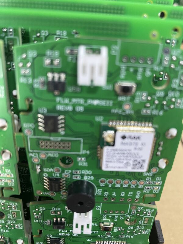 Montagem de circuito eletrônico industrial OEM Electronics com faixa de espessura de 0,3 mm a 6 mm, componentes de precisão e desempenho