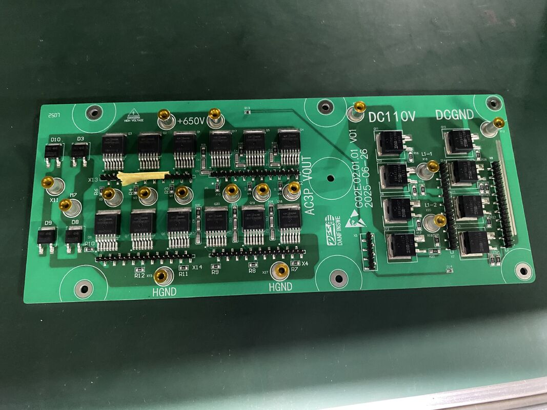 Montagem de placa de circuito industrial CEM-1 de 0,3 mm e 6 mm e componentes duráveis para aplicações eletrônicas industriais