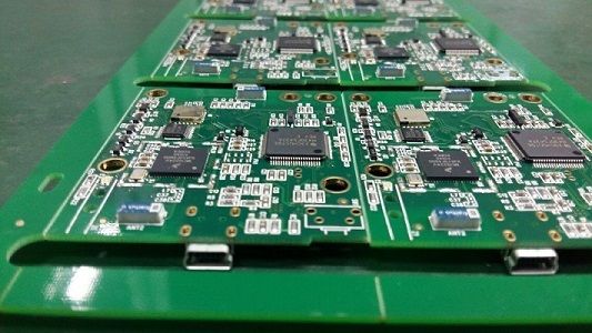 Serviço de Montagem de PCB no Camboja para Protótipos PCBA de Controlo Industrial