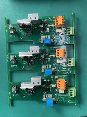 Green Solder Mask PCB Manufacturing Oferecendo espessura de 2,0 mm e Min Laser Hole 0,075 mm Desempenho em montagens eletrônicas